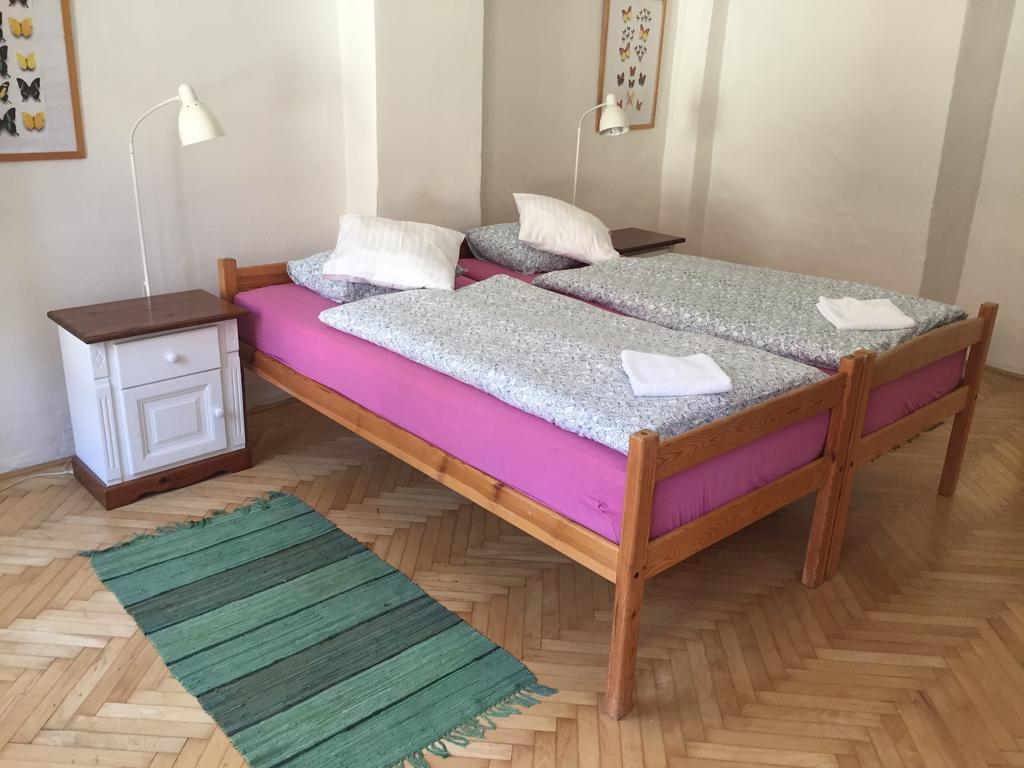Apartments At The Golden Plough Prague Room photo